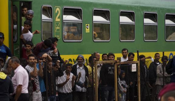 Syrian refugees strike in front of Budapest Keleti railway station